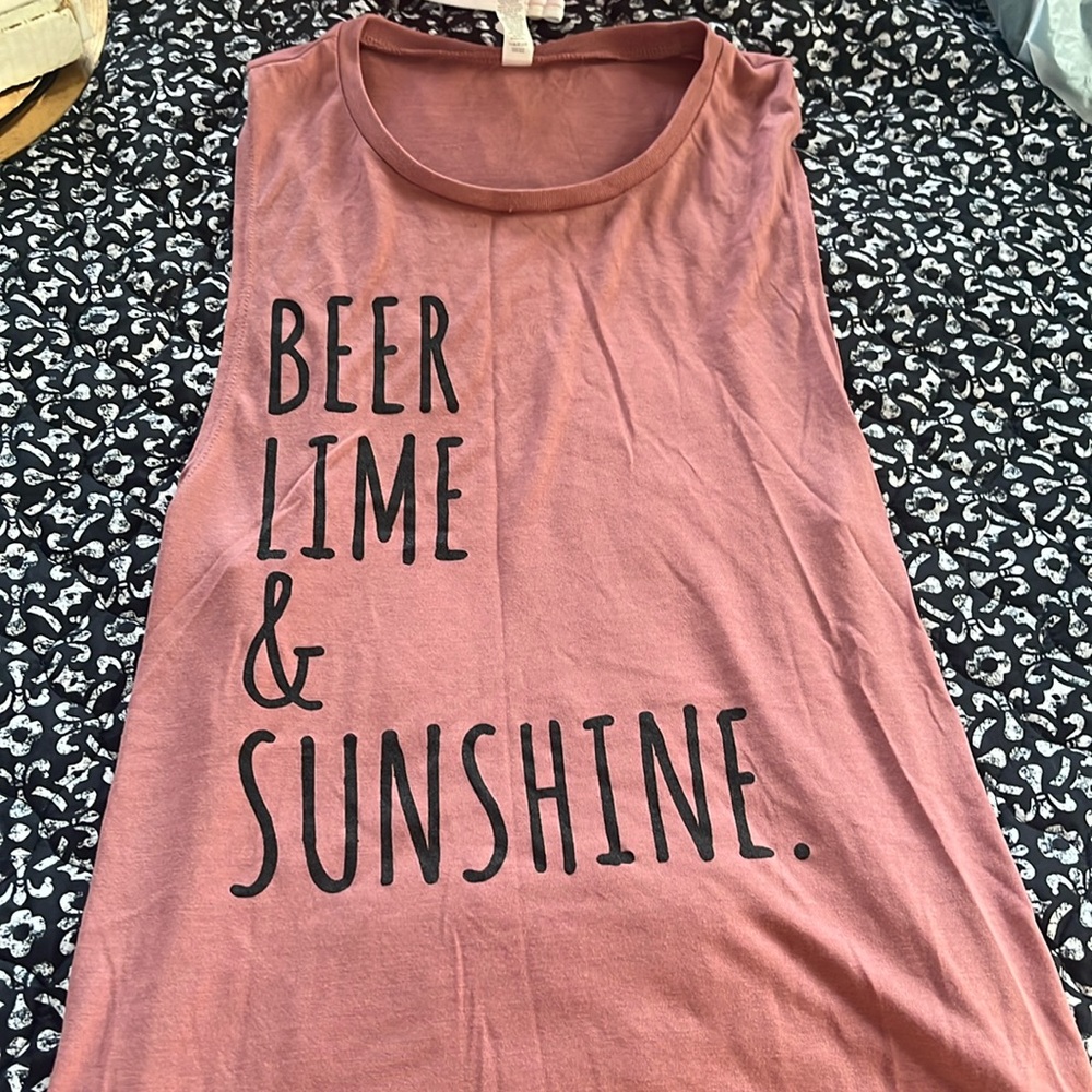Lightweight summer tank